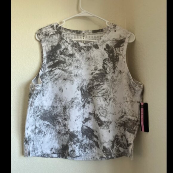 ❤️3/$12 NWT Ebb & Flow brand XL Top - Picture 1 of 4
